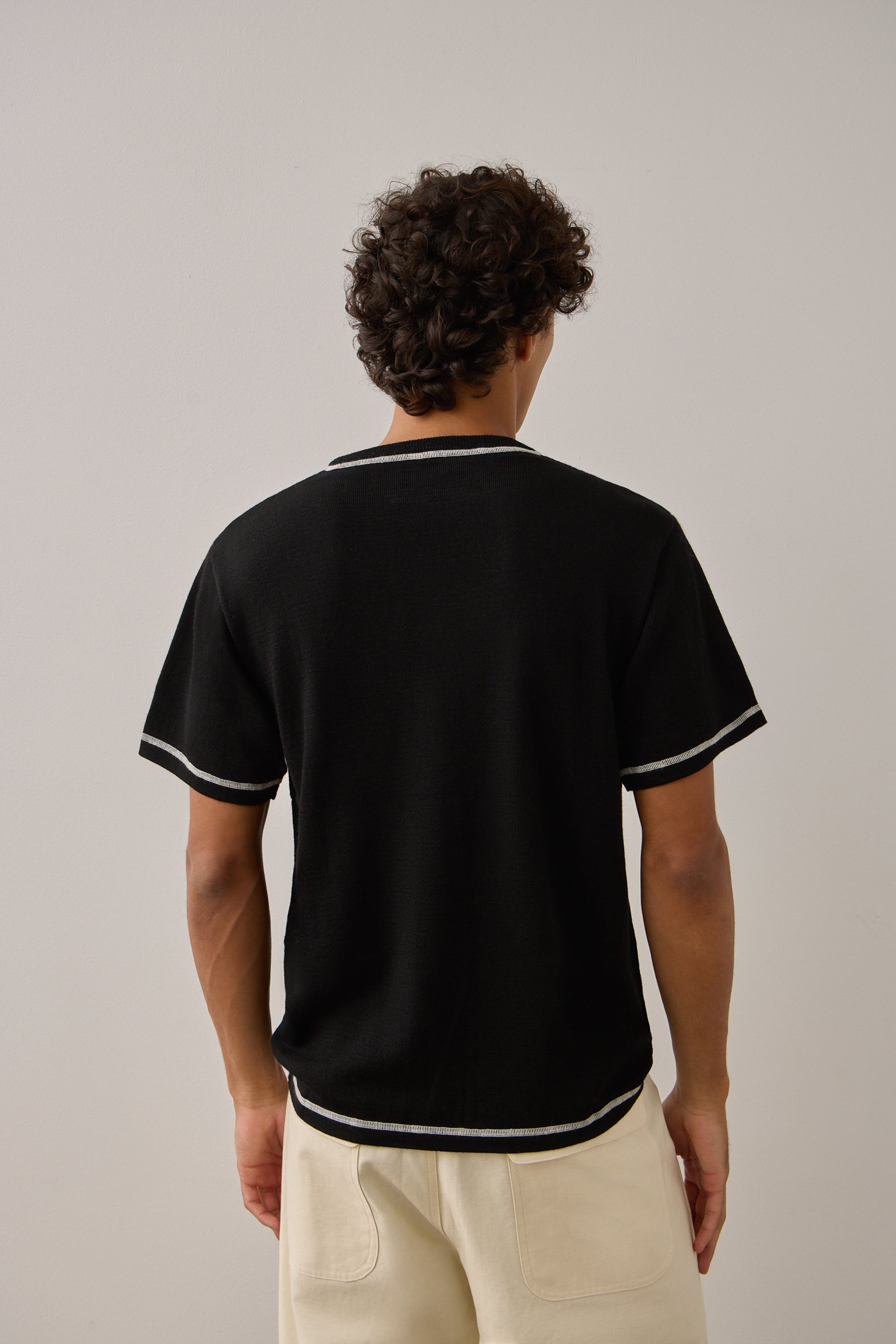 S/S T-Shirt In Midnight Black Merino Wool